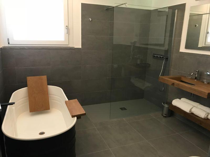 Nautilus B&B Suite Design Follonica Exteriér fotografie